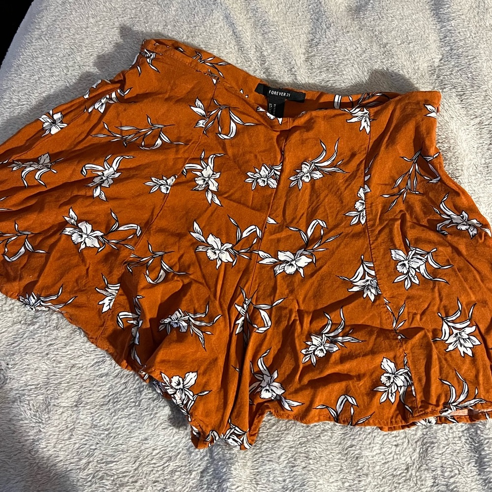 Forever 21 High waisted dressy shorts